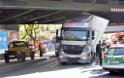 LKW blieb haengen Koeln Innere Kanalstr P06